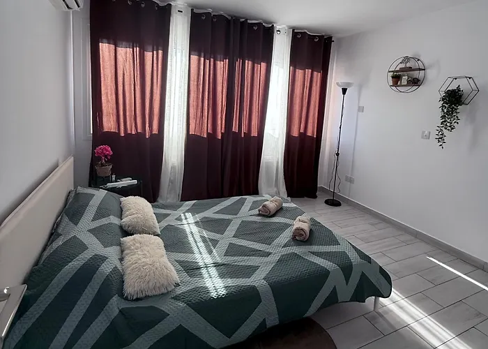 Hostel Kypa 50 Steps To The Larnaka