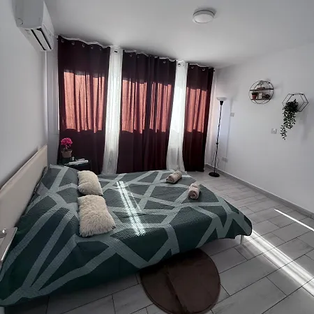 Hostel Kypa 50 Steps To The Larnaca